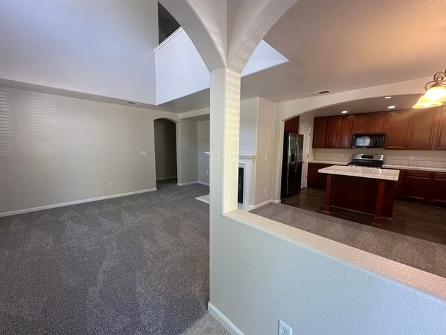 Photo - 1690 Spring Hill Dr