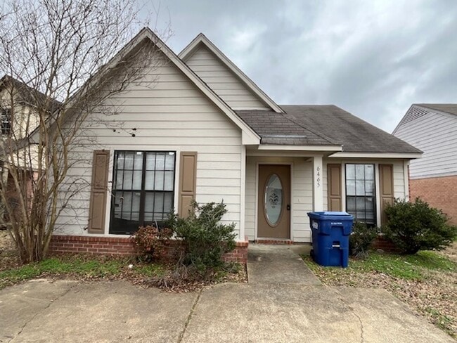 Building Photo - Renovated 2 Bedroom 2 Bath Home for Rent!