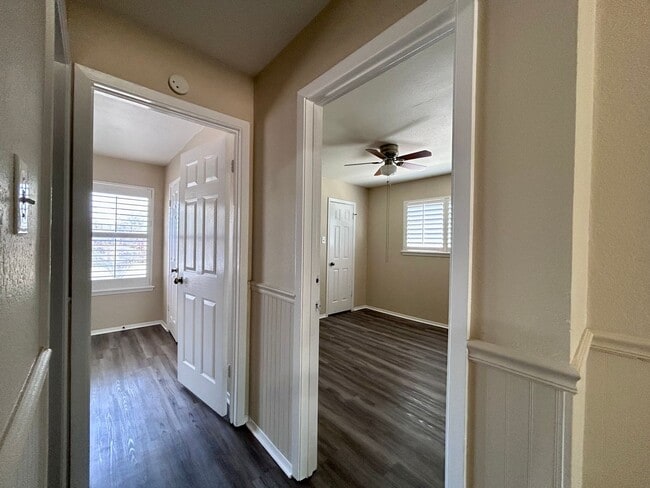 Photo - 906 Spring Tree St Casa