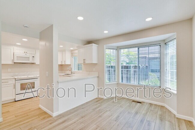 Photo - 2091 San Luis Ave
