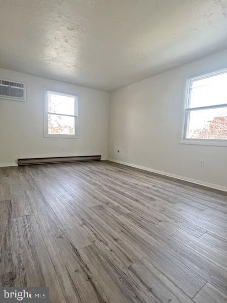 Photo - 2041 N Susquehanna Trail Apartamento Unidad F