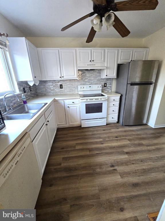 Photo - 55 Beaver Pond Cir