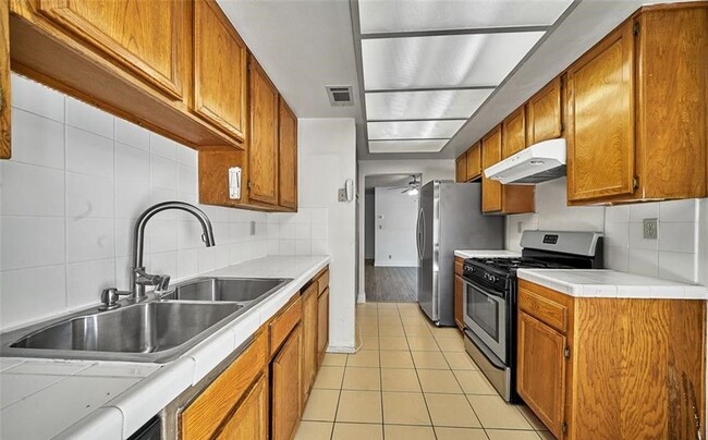 Photo - 18170 Andrea Cir S