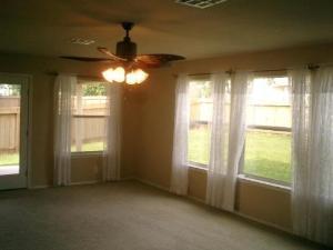 3 Bedroom w/Game Room! - 3 Bedroom w/Game Room! House