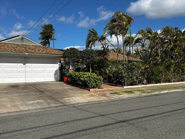 Photo - 4694 Kolohala St