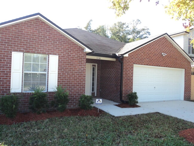 Photo - 8126 Hilsdale Rd