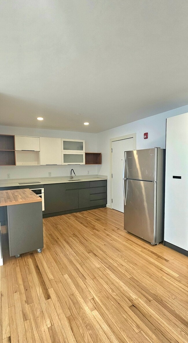 Photo - 35 Springside Ave Unit 1E