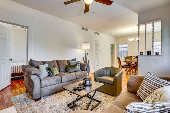 Photo - 2520 Federal Ave Unit SI ID1601856P