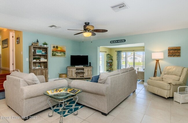 Photo - 187 Jamaica Dr
