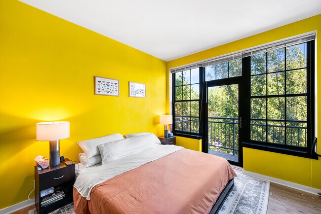 Photo - 944 Dorchester Ave Unidad 42