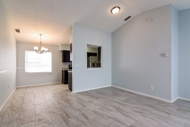 Photo - 1449 Mohrlake Dr