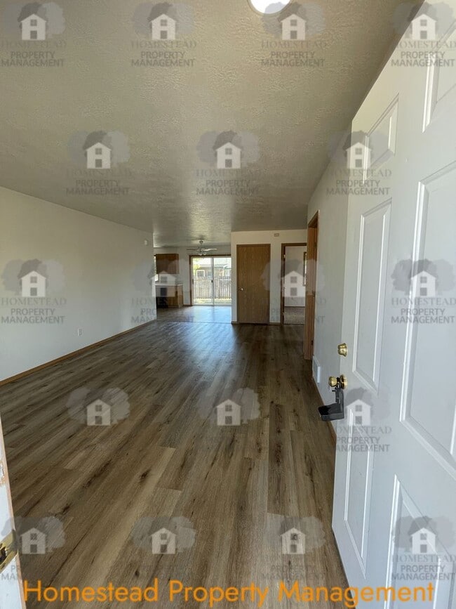 Photo - 545 Unidad 1611