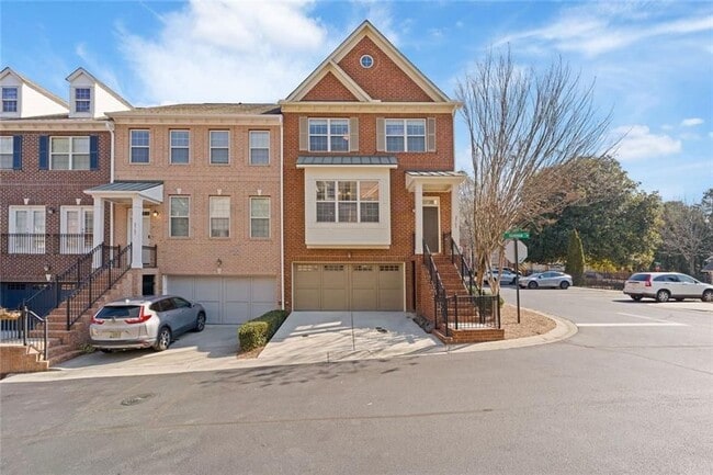 Photo - 2763 Durham Dr NE