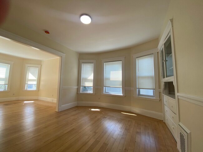 Photo - 65 Wareham St