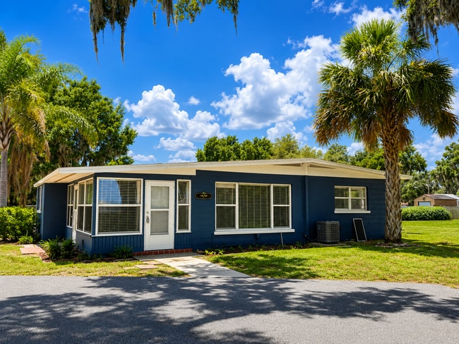 Building Photo - 3 bedroom 2 bathroom - Water Included-Available now