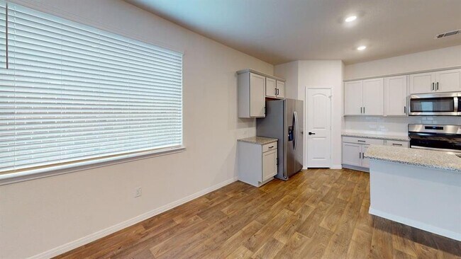 Photo - 245 Brooklyn Dr