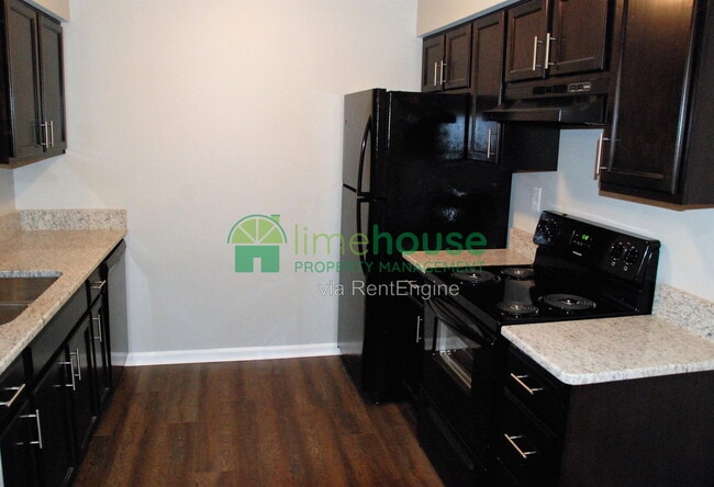 Photo - 1311 Tait Close