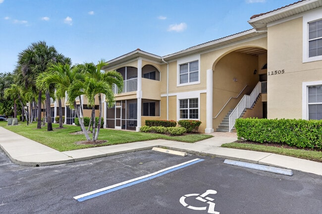 Building Photo - 12505 McGregor Blvd Unit 113B