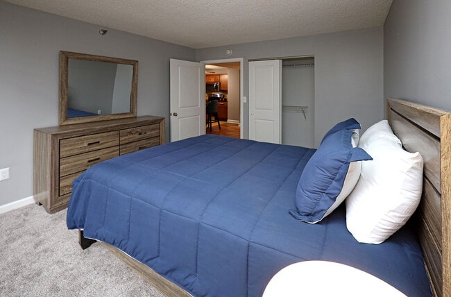 Newly Renovated Model Suite - Bedroom - Reserve Square Apartments