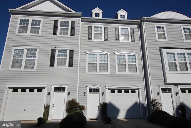 Photo - 35385 Winthrop Ct Townhome