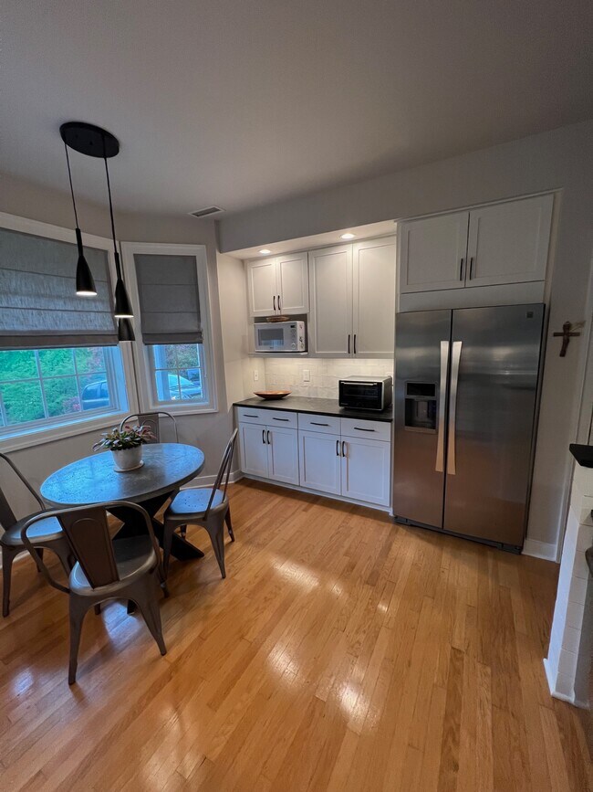 Photo - 4896 Highlands Pl