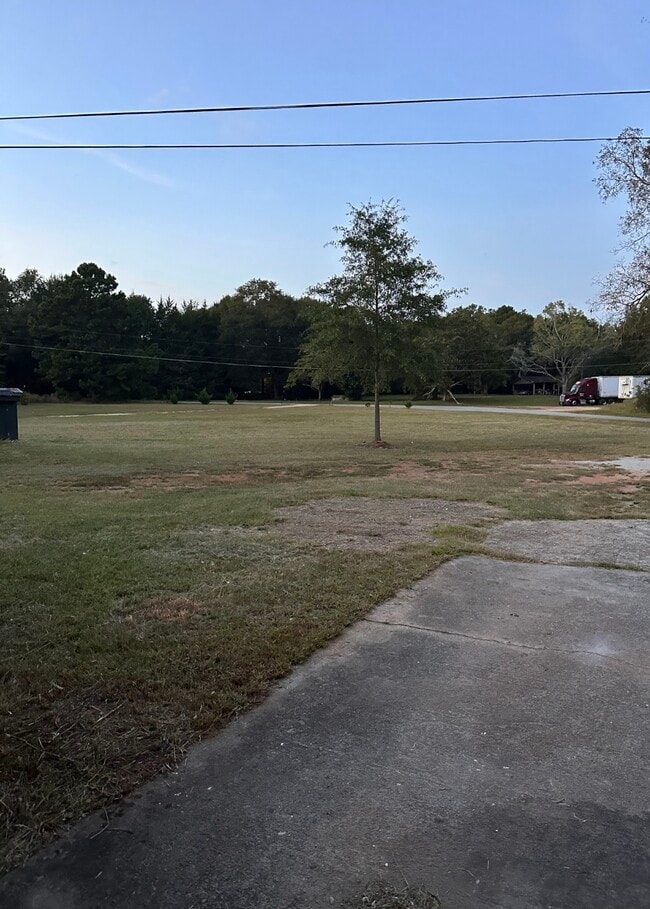 Photo - 1281 Turner Rd