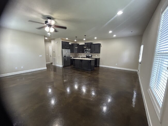 Photo - "Charming 3-Bed Condo in Cookeville with G...