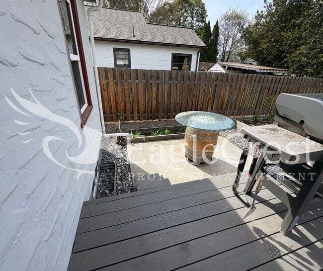 Photo - Spacious 3BR/2BA Home with Additional Living Space & Entertainer’s Backyard