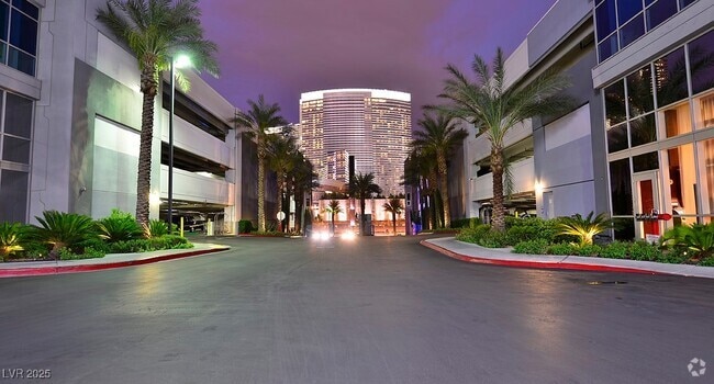 Building Photo - 4565 Dean Martin Dr Unit 104 Rental