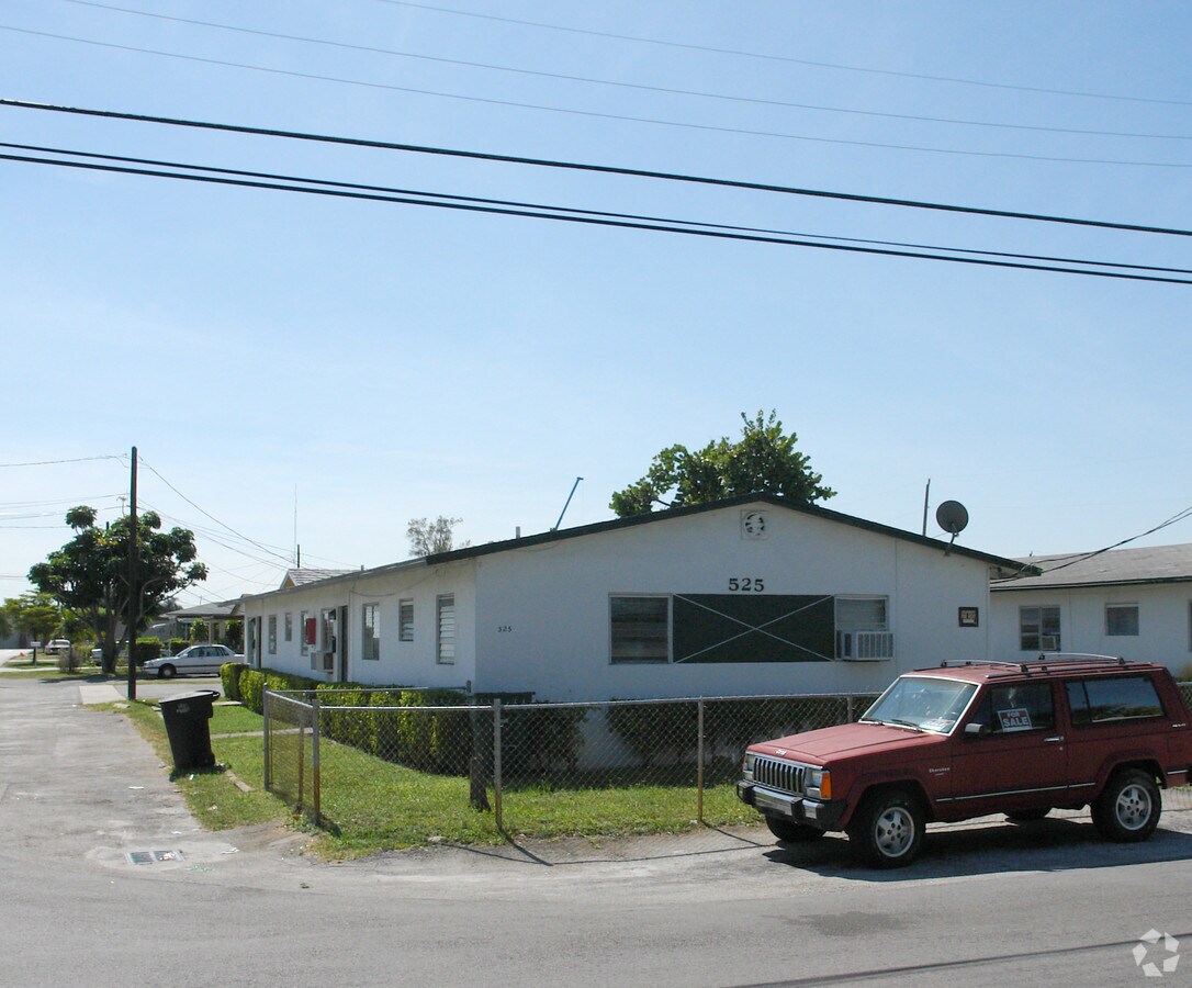 Photo - 525-533 NW 5th St