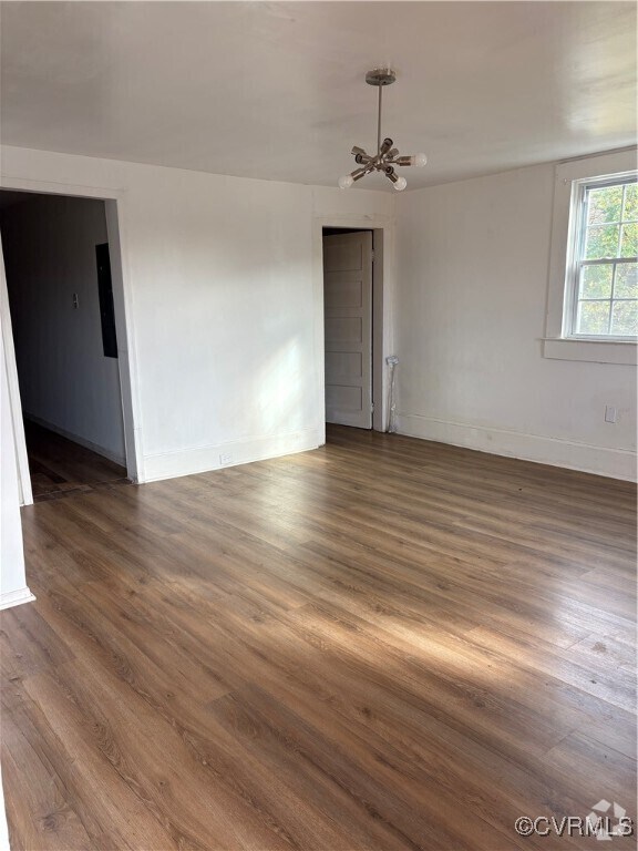 Building Photo - 417 Harding St Rental