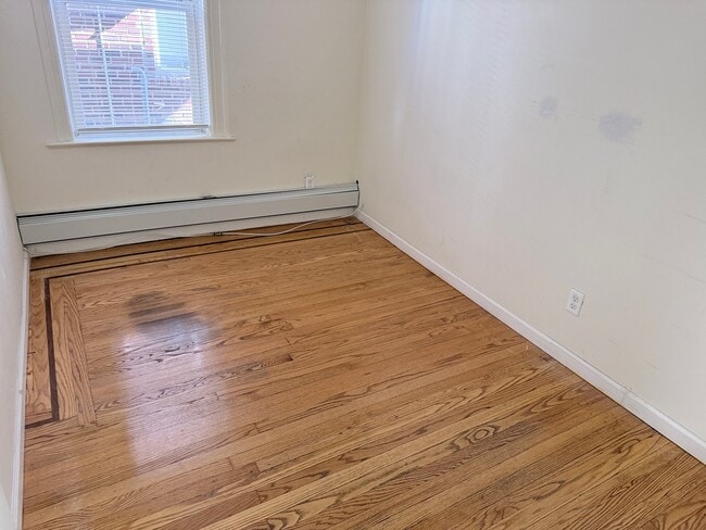 16 Vulcan St Unit 1