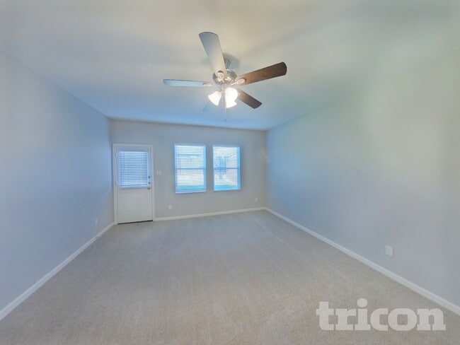 Photo - 418 Madison Way