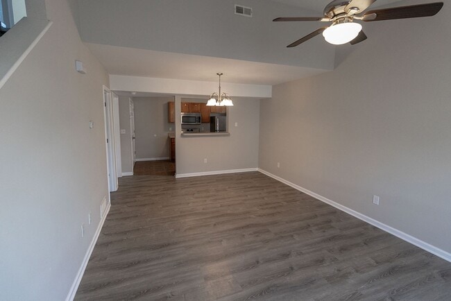 Photo - 1401-1403 Bodie Dr Unit 1403 Bodie Dr.