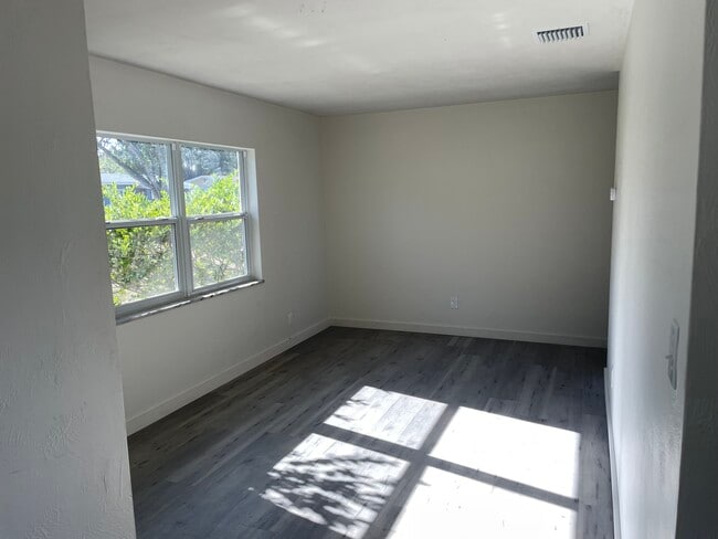 Photo - 3013 Walnut St NW