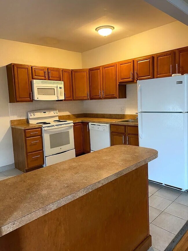 Photo - 1133 Commonwealth Ave