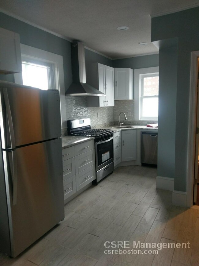 Building Photo - 1293 Cambridge St Unit 3R Rental