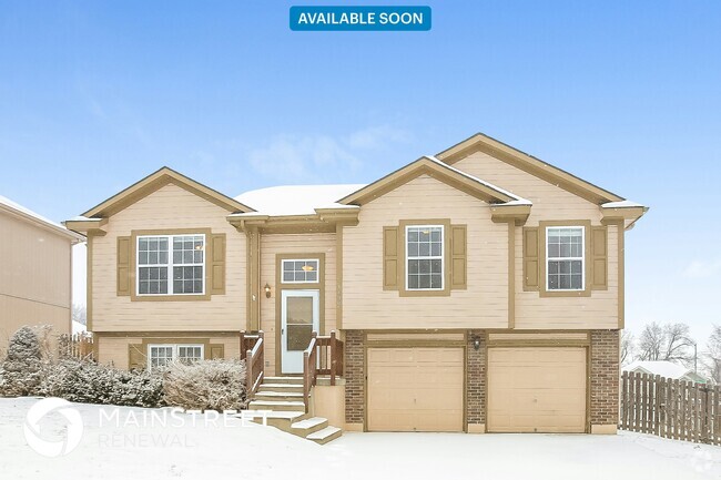 Building Photo - 1600 NW High View Dr Rental