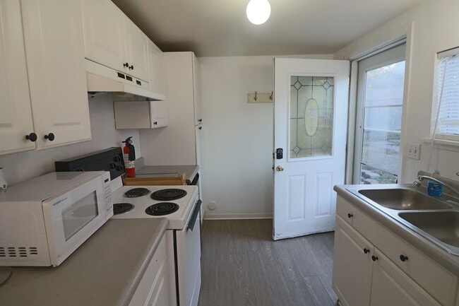 Photo - 2344 Trenton Ave Unit 1/2