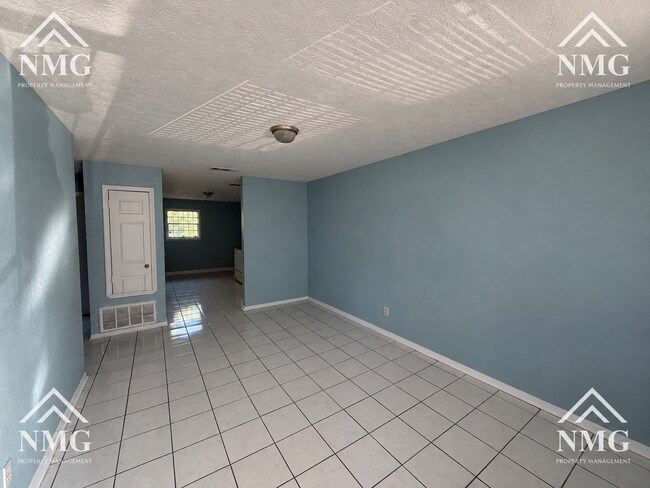 3380 Shady Oaks St Unidad B