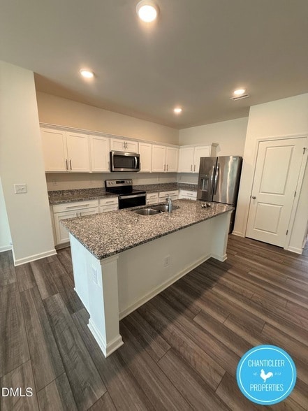 Photo - 329 Spaight Acrs Wy