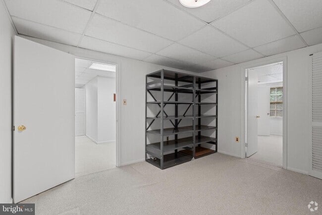 Building Photo - 4041 27th Rd N Rental