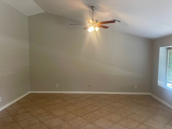 Photo - 16435 S 43rd St