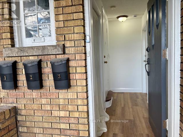 Photo - 1700 Gerrard St E