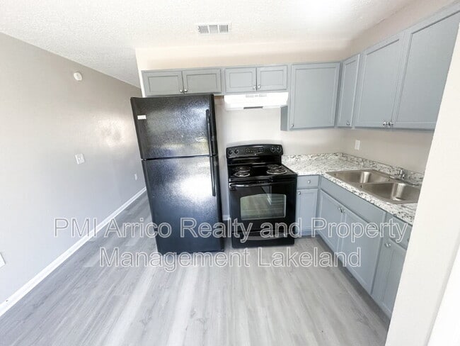 Photo - 457 Beech Ave