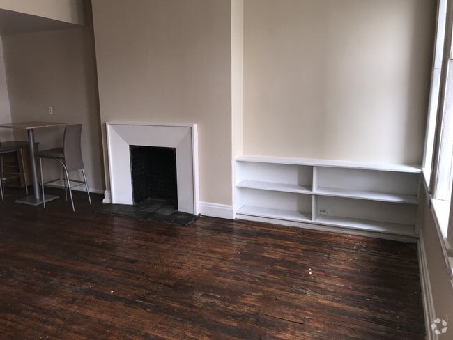 Building Photo - 5 W Biddle St Unit 3 Rental
