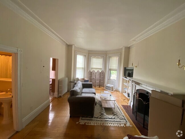 Building Photo - 336 Marlborough St Unit #5 Rental