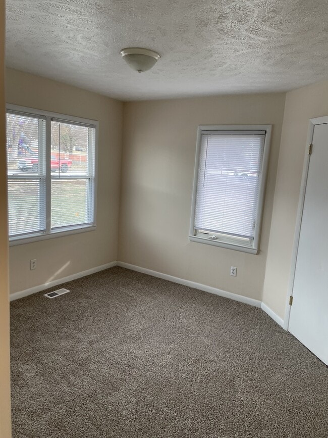 Bedroom 1 - 310 Galvin Rd N Unit 3