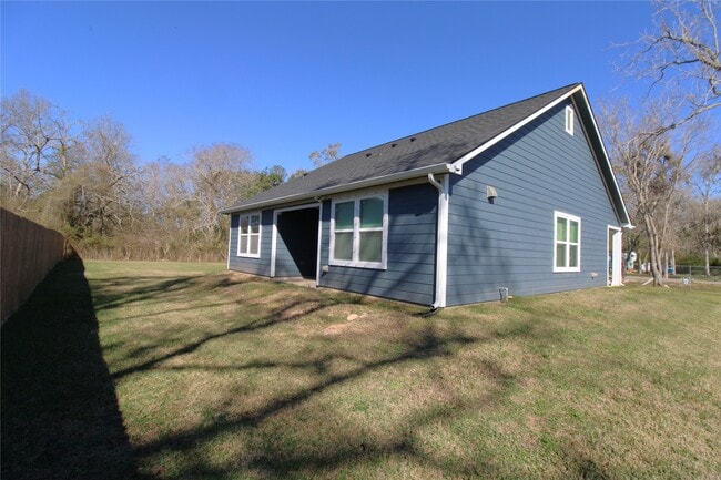 Photo - 503 Austin St