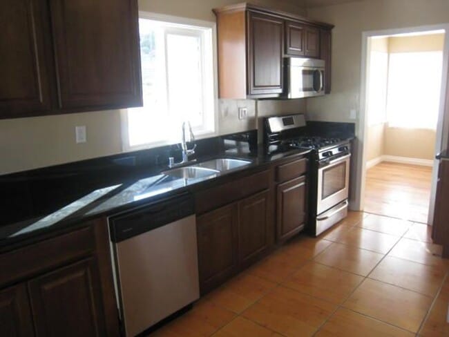 Photo - 9900 Unit 4515